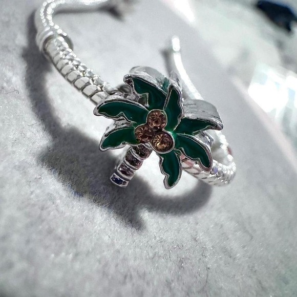 Palm Tree Bead Charm Enamel Green with Coconuts fits PANDORA - Picture 4 of 8